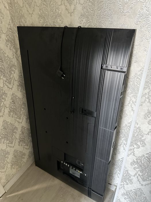 2 телевизора на запчасти