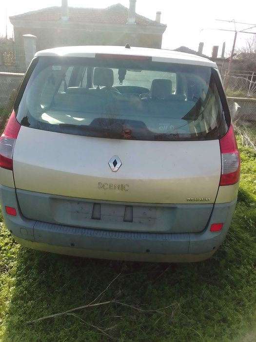 Запазено Рено - за части