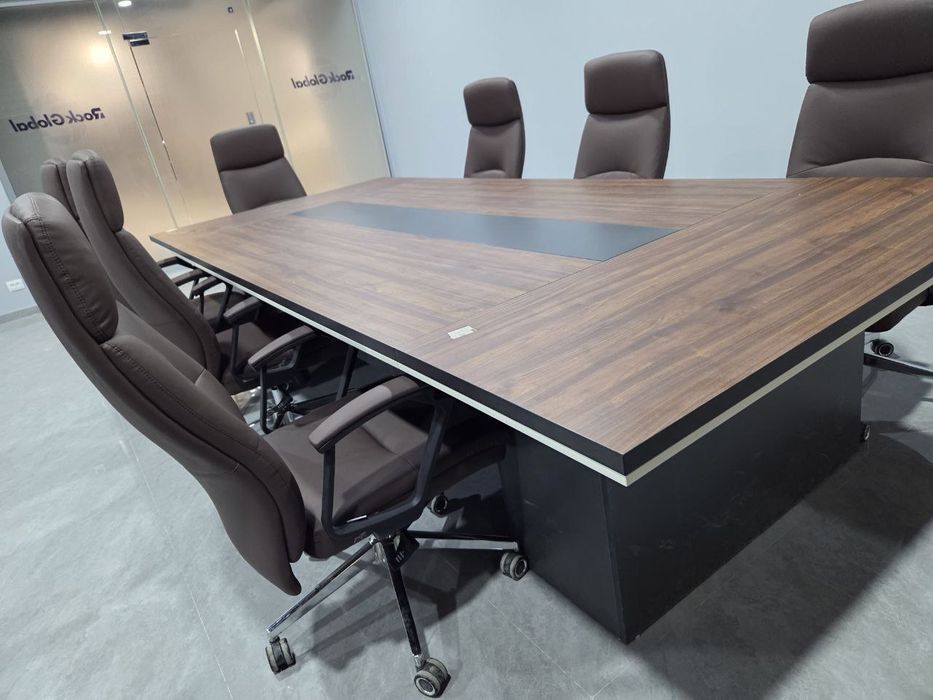 Офисные столы и стулья Ofis uchun stol stul