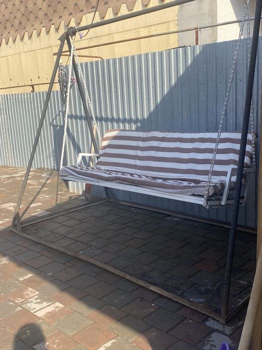 Качели для дома