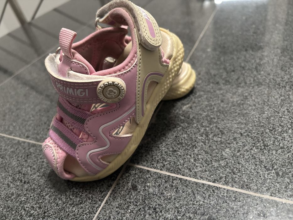 сандали за момиче