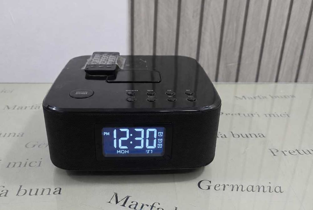 Radio Alarmă Bluetooth cu Dock iPhone și Telecomandă