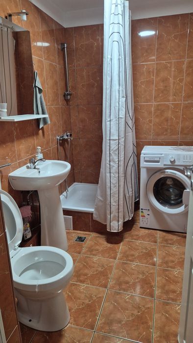 Inchiriez apartament Matei Basarab