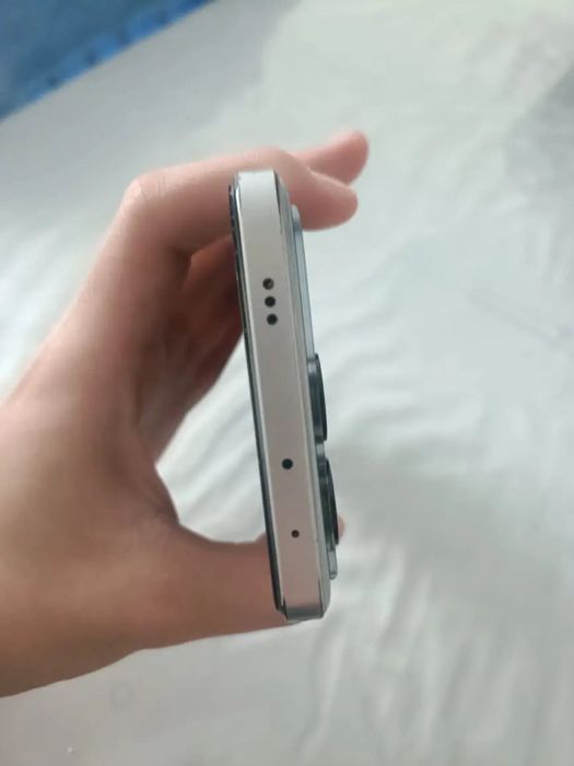 Продам телефон poco x6 pro 512gb