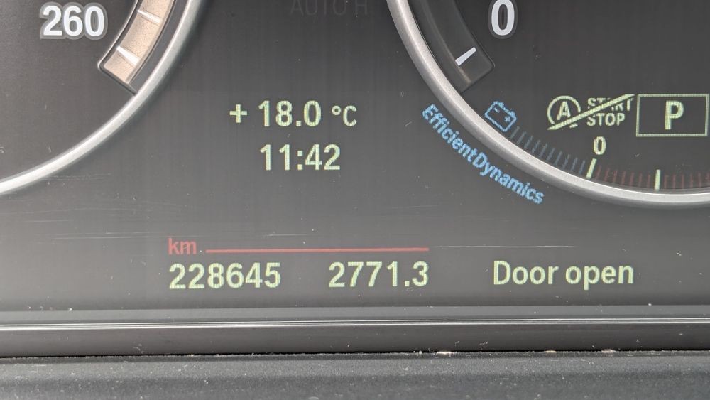 BMW 525 F10 218cp  Automat