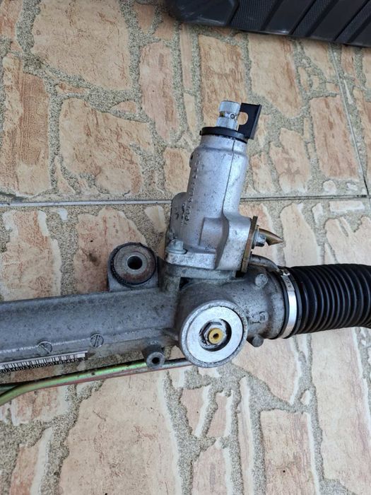 Хидравлична кормилна рейка за Мерцедес Ц класа W203