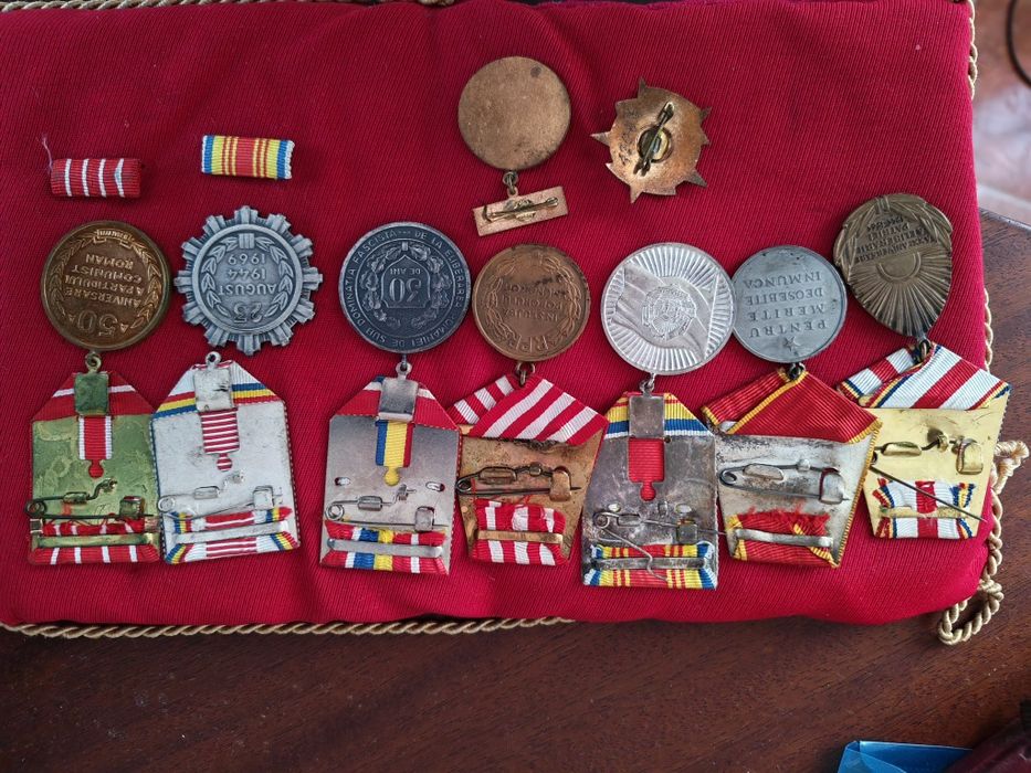 Insigne vechi comunism