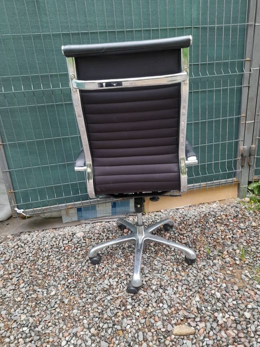 Кресло для дома и работы