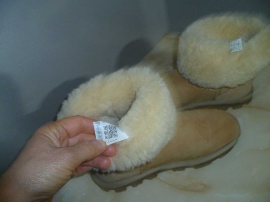 UGG оригинални ботуши №38