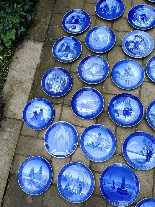 Колекционерски чинии