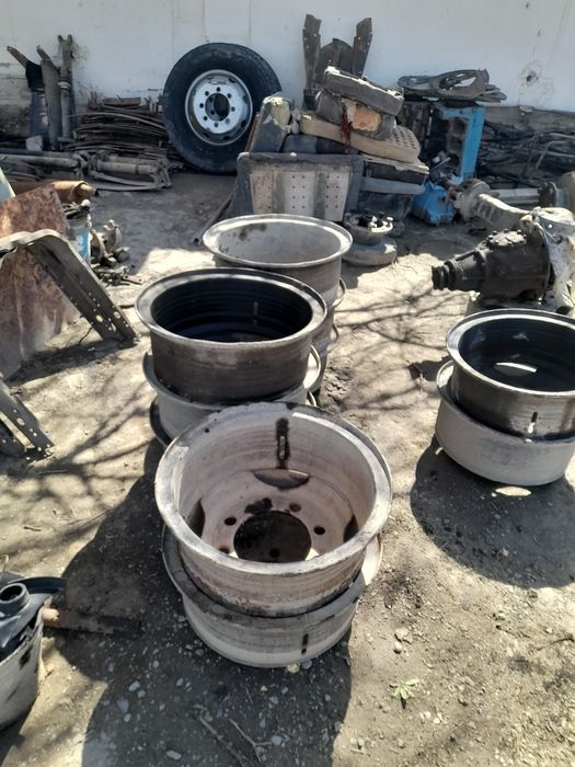 Зил запчастлар сотилади