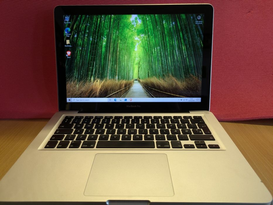 Macbook Pro 2011, Win+macOS,8GB, SSD