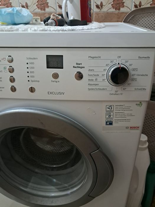 Vând centrala si mașina de spălat