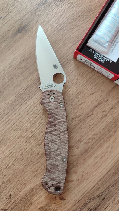 Продам Spyderco новые