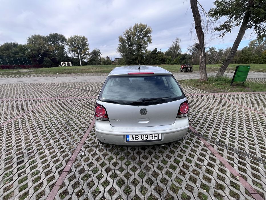 VOLKSWAGEN Polo 0 — imagine 4
