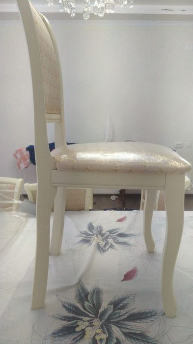 Продажа новых стульев