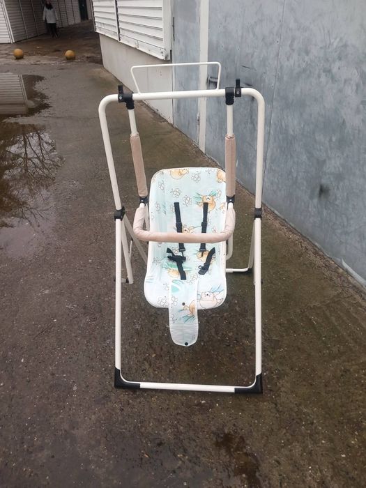 Продавам детска люлка