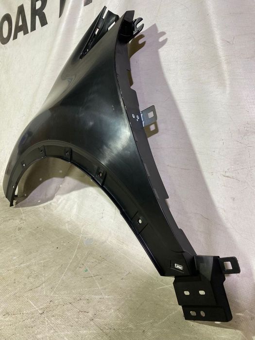 Aripa stanga Renault Captur 2013, 2014, 2015, 2016, 2017, 2018, 2019. Piesa noua.