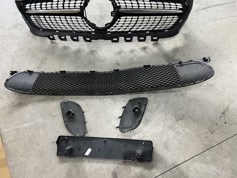 Grila Radiator Amg Diamond Mercedes A class W177