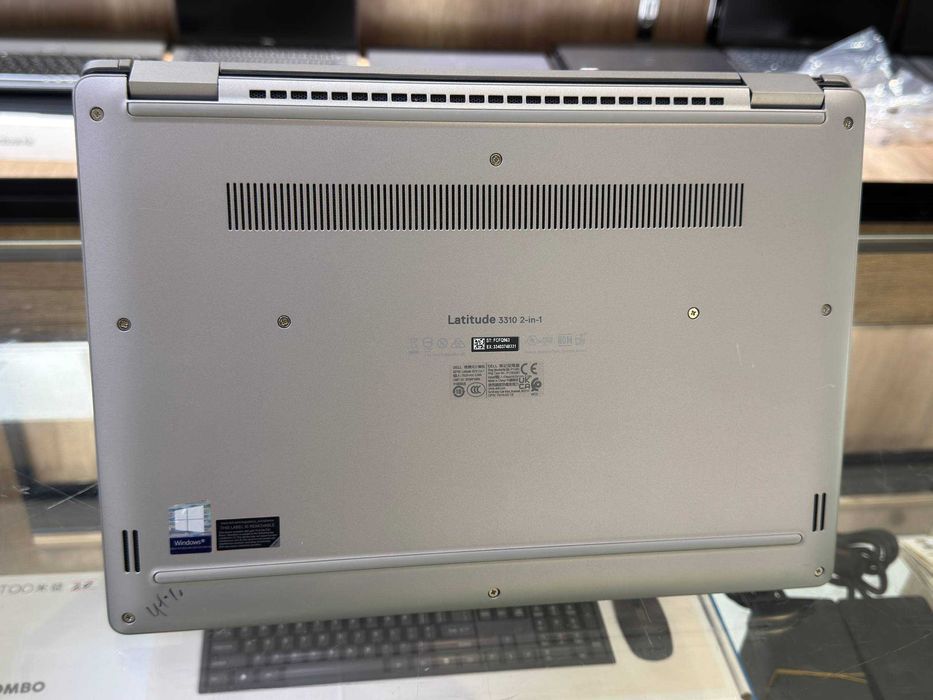 DELL Inspiron 3310 2-in-1 Core i5-8265U RAM 8 SSD 256 сенсорный