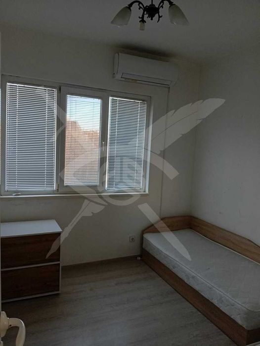 Продава се Тристаен апартамент в София, Център - 80 кв.м за 1996 €/кв.м - Снимка #11