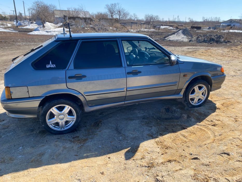 Продам машину 2114 срочно