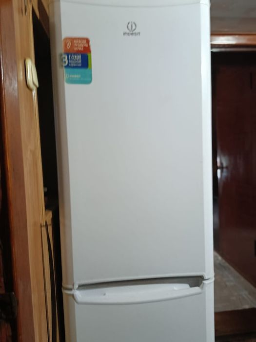 Продаю холодильник Самсунг