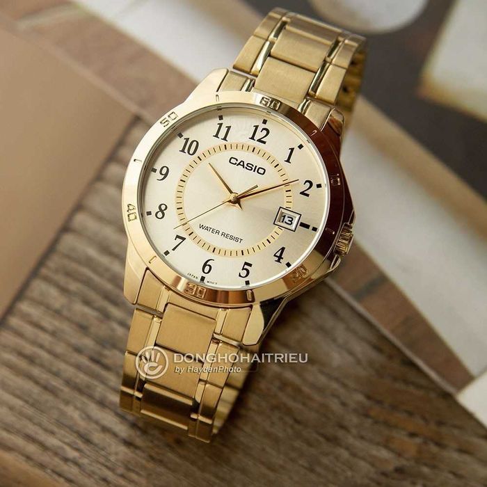 Часовник CASIO LTP-V004-9BUDF НОВ Дамски аналогов златист JAPAN с дата