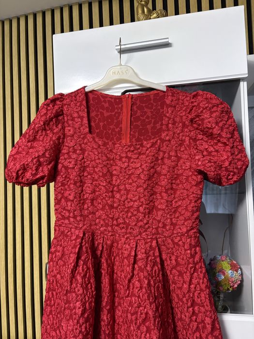 Rochie midi eleganta
