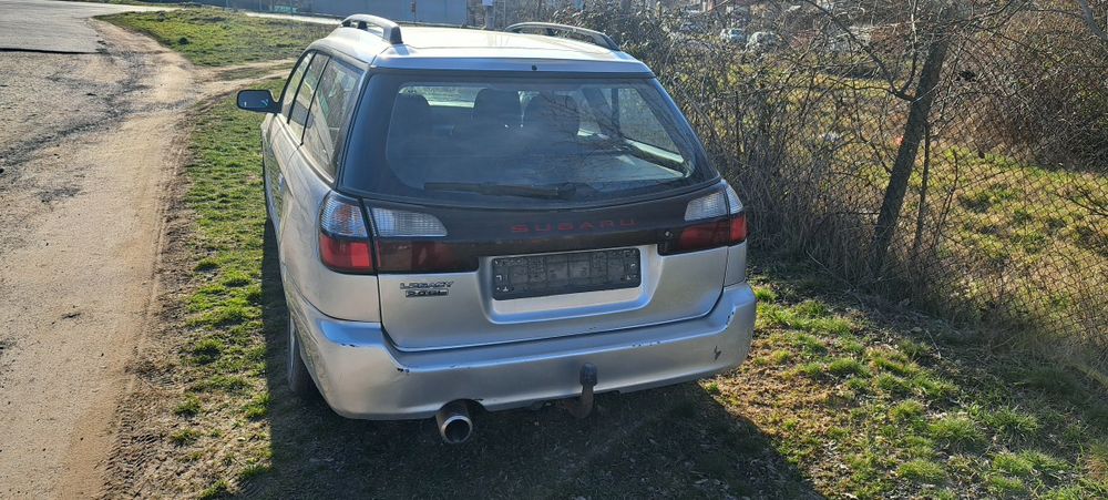 Субару легаси на части      .
