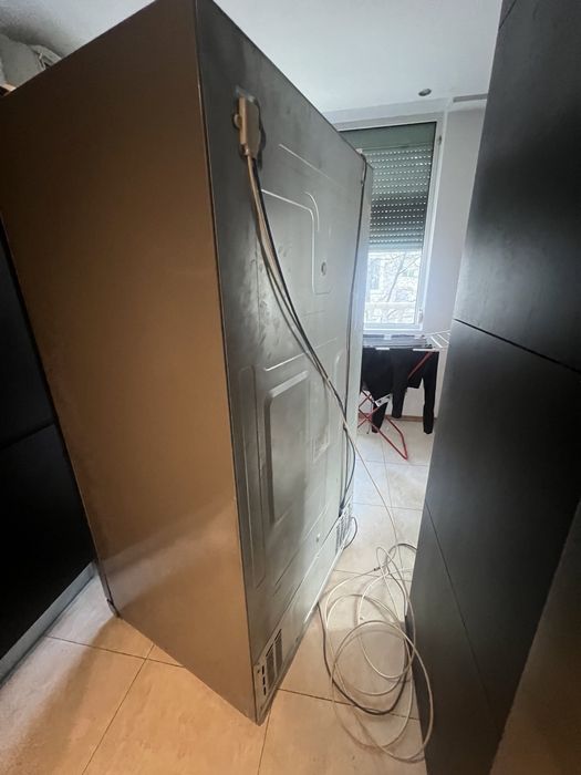 Хладилник с две врати, за ремонт