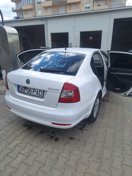 Vând Skoda Octavia an 2012