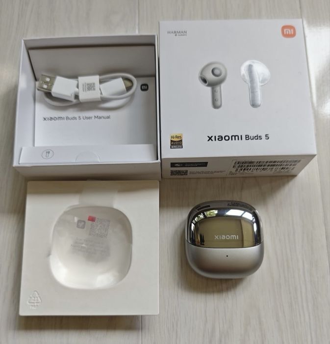Xiaomi Buds 5 Wireless, Titan Gray, în stare excelentă