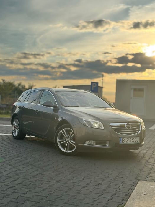 Opel Insignia 2012 , 2.0 Diesel 4x4 Biturbo