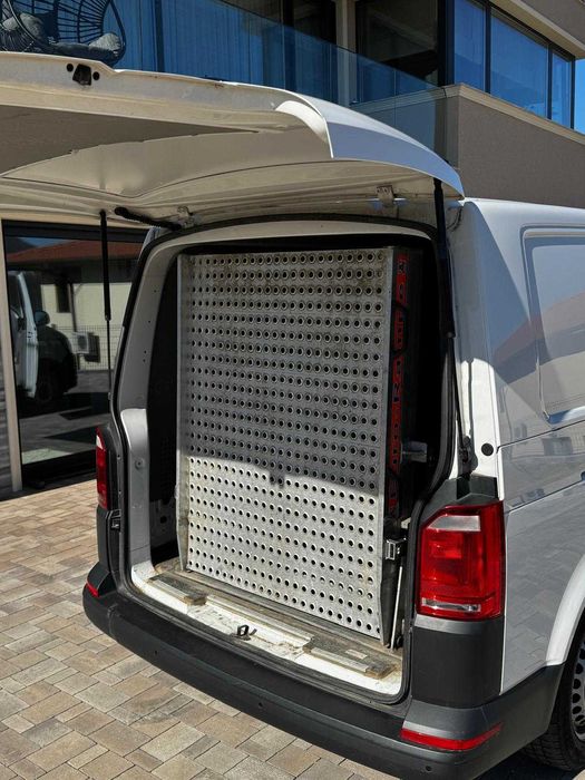 Инвалидна - Товарна рампа за бус