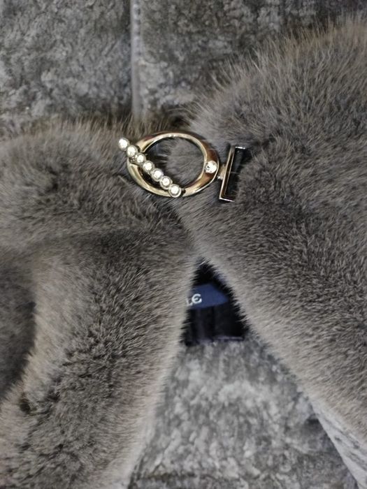 Продается новая шуба 200.000