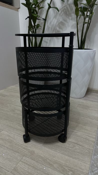 Продам этажерку