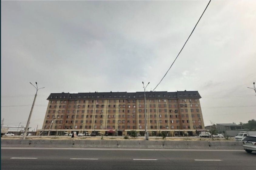 Срочно! Нежилое помещение Сурум вдоль дороги 29000 у.е под магазины