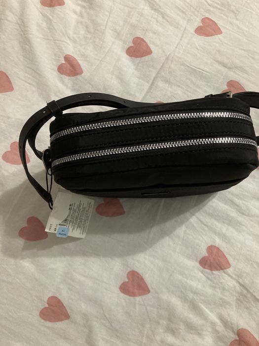 Дамски чанти.