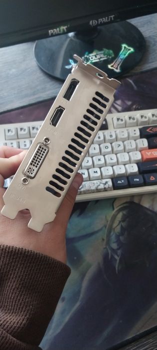 Amd  Rx 550 4gb videokarta