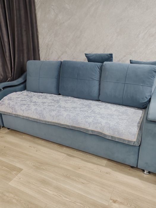 Тройка диван в отличном состоянии