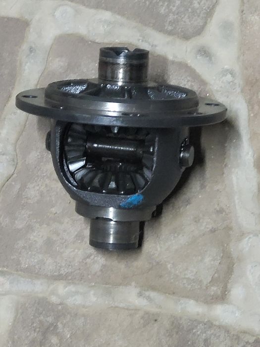 Дифференциал.   Веста, приора, гранта.