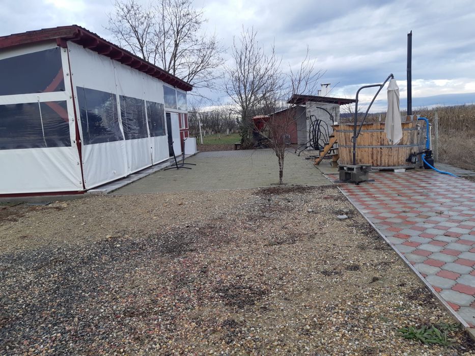 Grădină de vânzare