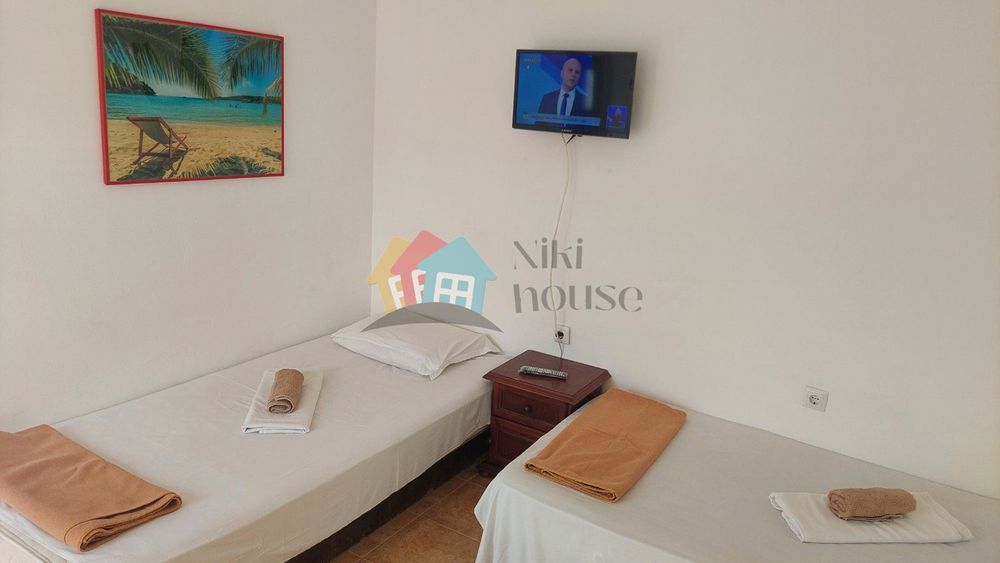 Продава се Къща в Бяла - 256 кв.м за 899 €/кв.м - Снимка #4