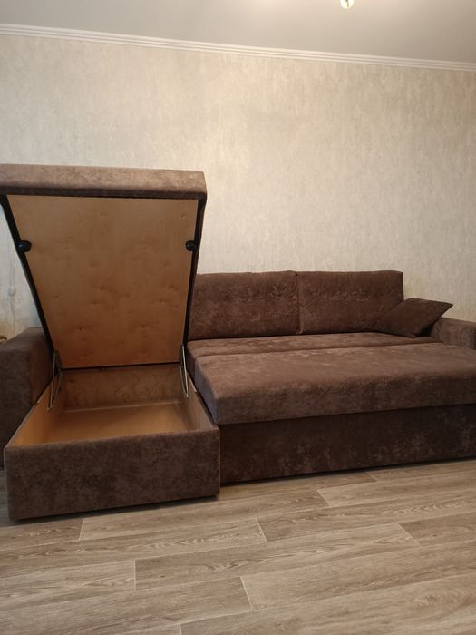 Продам диван, новый.