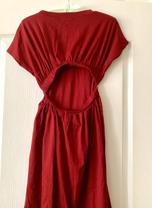 Рокля Axel, нова