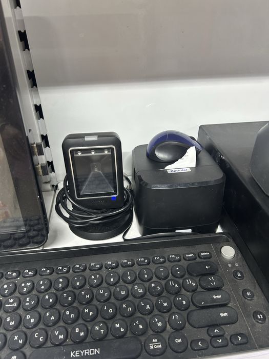 Кассовый аппарат Umag. Весы