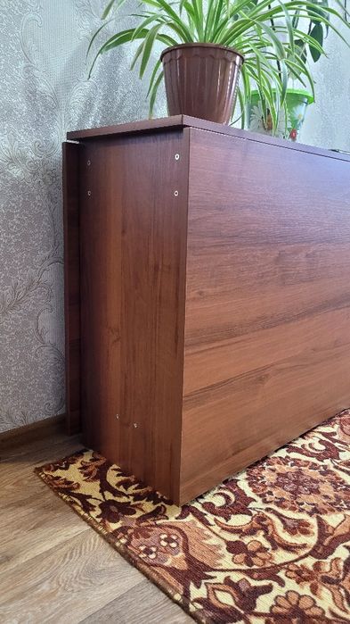 Продам стол раздвижной