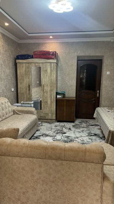 Однокомнатная квартира вторичка. 3 этаж. С ремонтом.