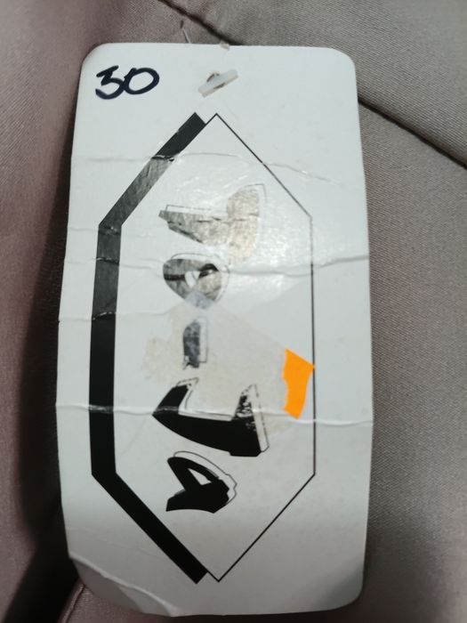 Pantaloni pentru femei ,culoare crem ,mărimea 50,noi,cu etichetă.